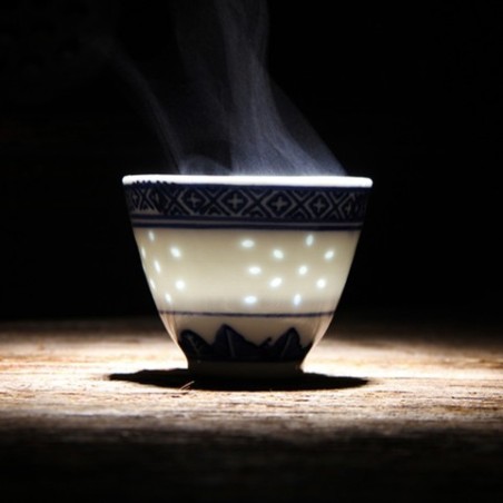 Tasse design \"grains de riz\"