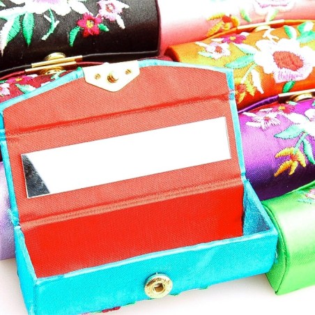 Etui à rouge à lèvre avec miroir