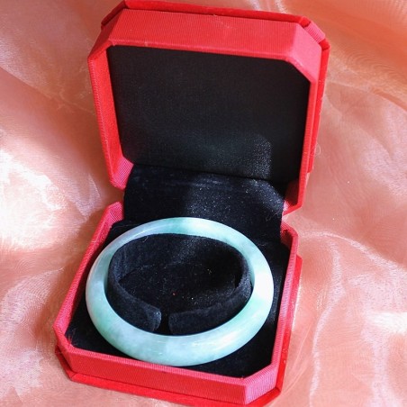 Bracelet en jade