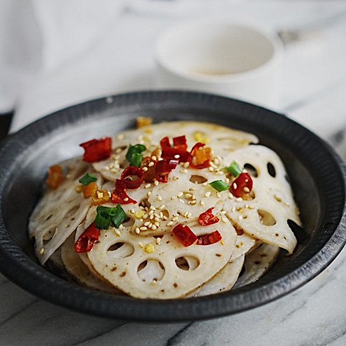 SALADE DE RACINE DE LOTUS FROIDE