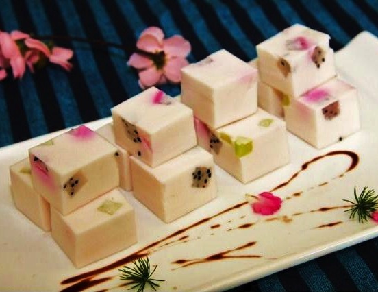 FLAN DE YAOURT AUX FRUITS