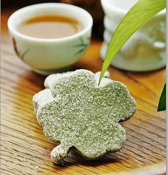 CADEAUX AU MATCHA (THÉ VERT)