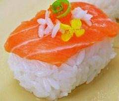 SUSHI OSHI AU SAUMON