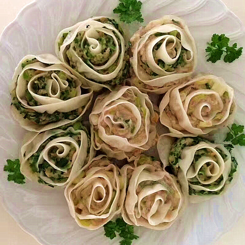 Raviolis gyoza en forme de Rose